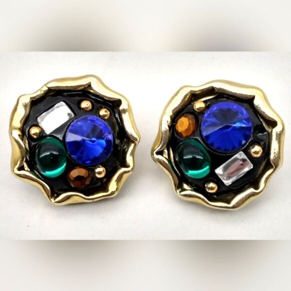 Vintage Gold Jeweled Clip On Earrings - Picture 13 of 14